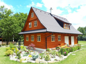 Chalupa Pomněnka, Komorní Lhotka